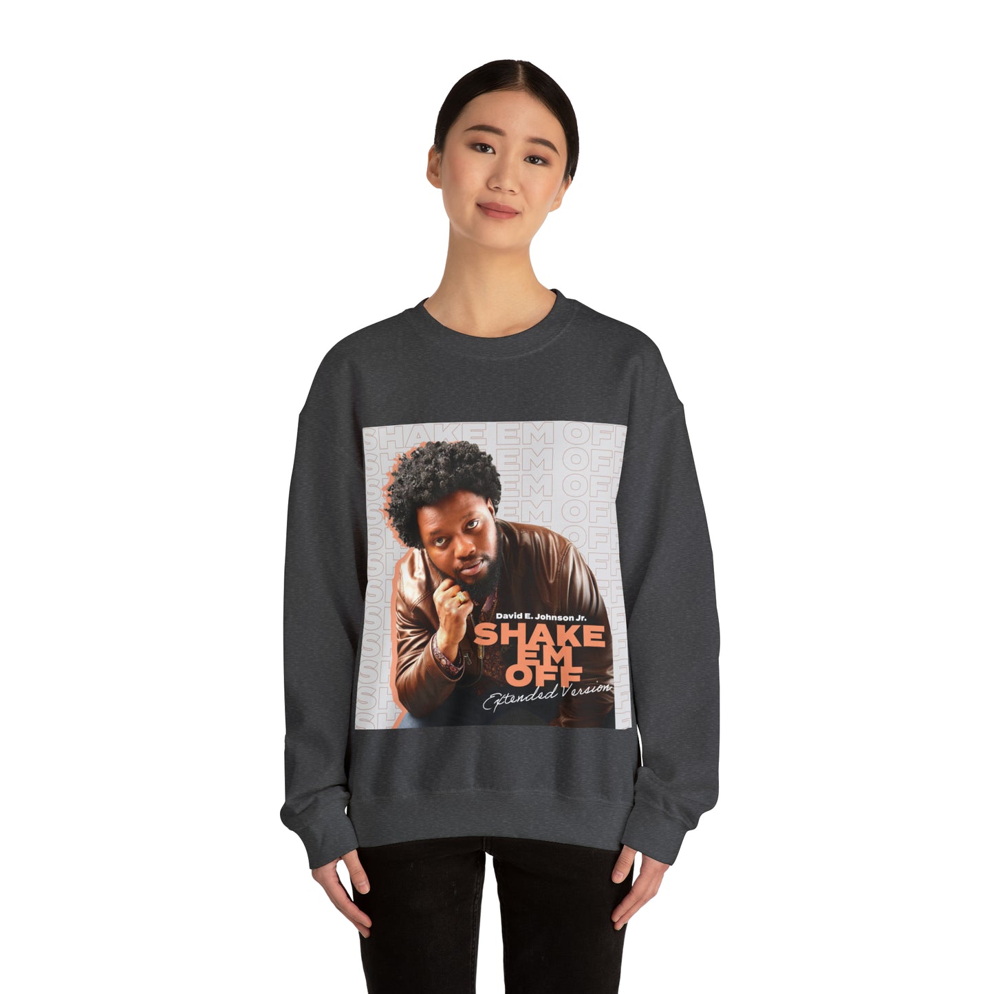 "Shake Em Off [Extended]" Solo Graphic Unisex Heavy Blend™ Crewneck Sweatshirt